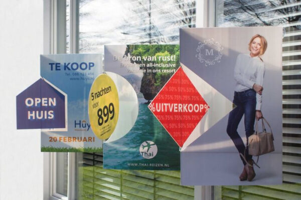 Kanaalplaat bedrukken met full color UV-print voor reclamebord buitengebruik